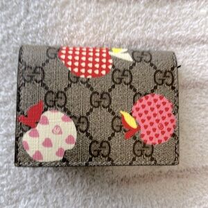 Gucci Les Pommes Card Case